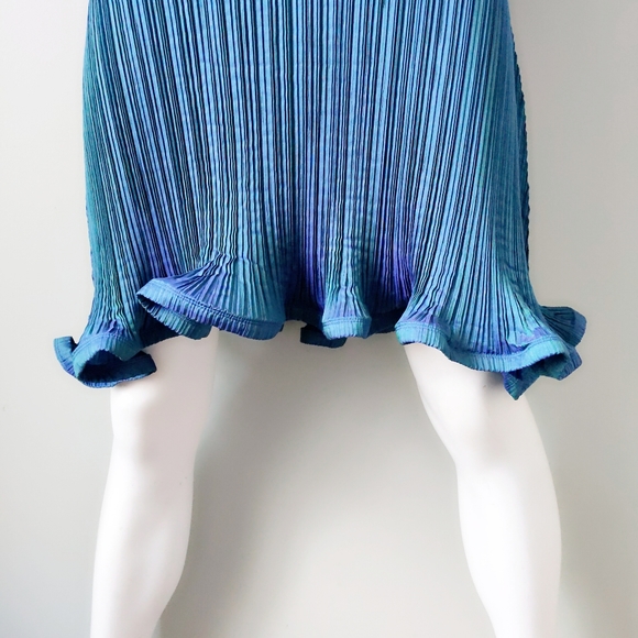 ♥️HP♥️ Issey Miyake Pleated Blue Iridescent Dress - Picture 4 of 9